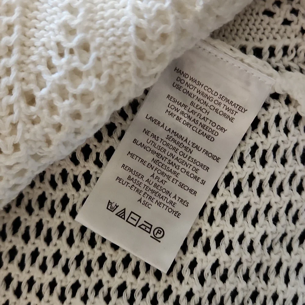 Bundle- 4 Sweet Outfit Pieces - Picture 12 of 16